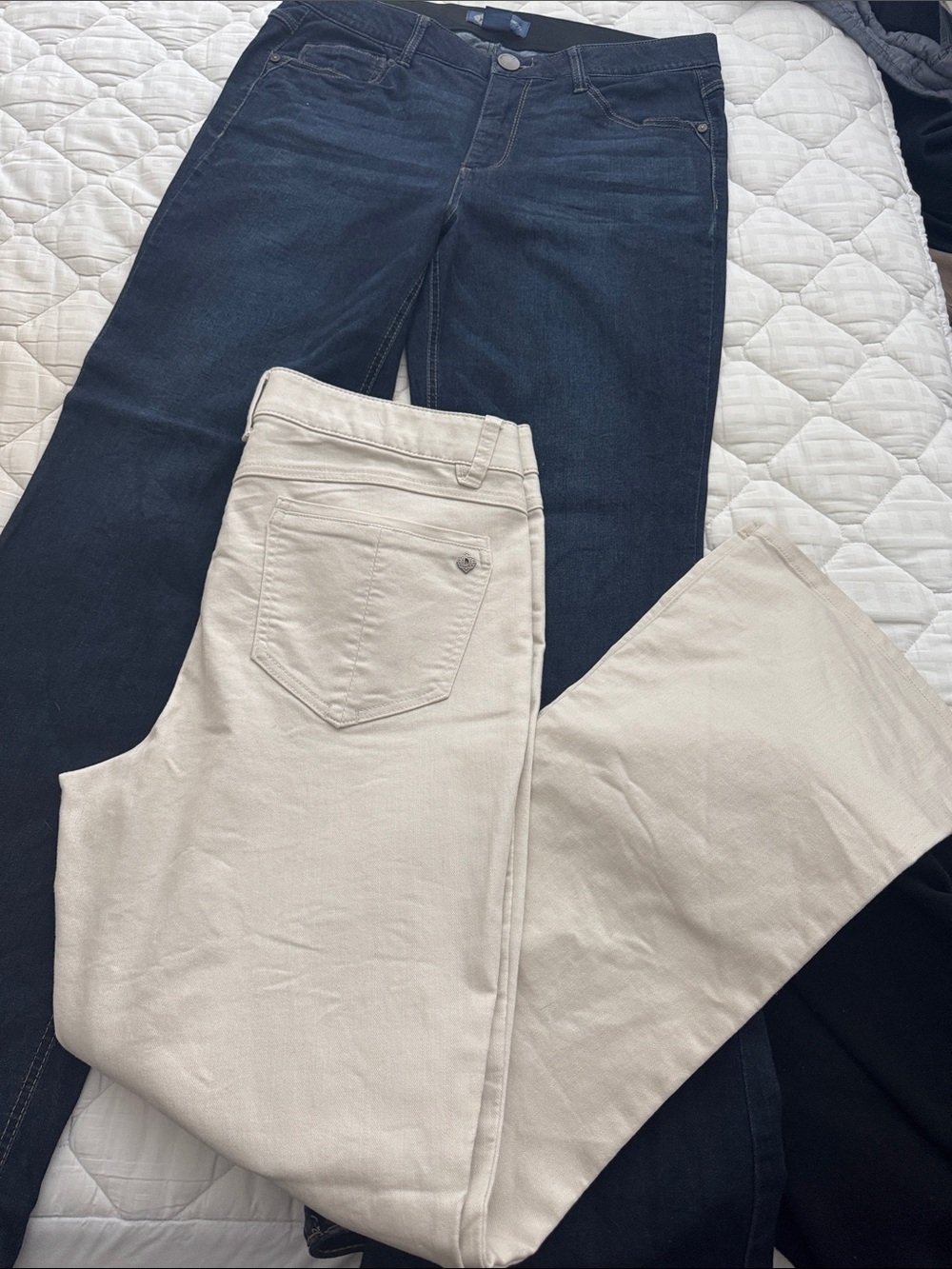 Democracy Straight Leg Jeans in white-ish Cream color